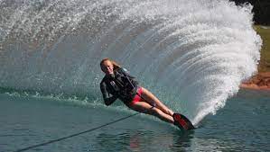 Slalom Water Ski